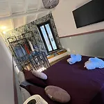 Hébergement de vacances Collacchio 24 *